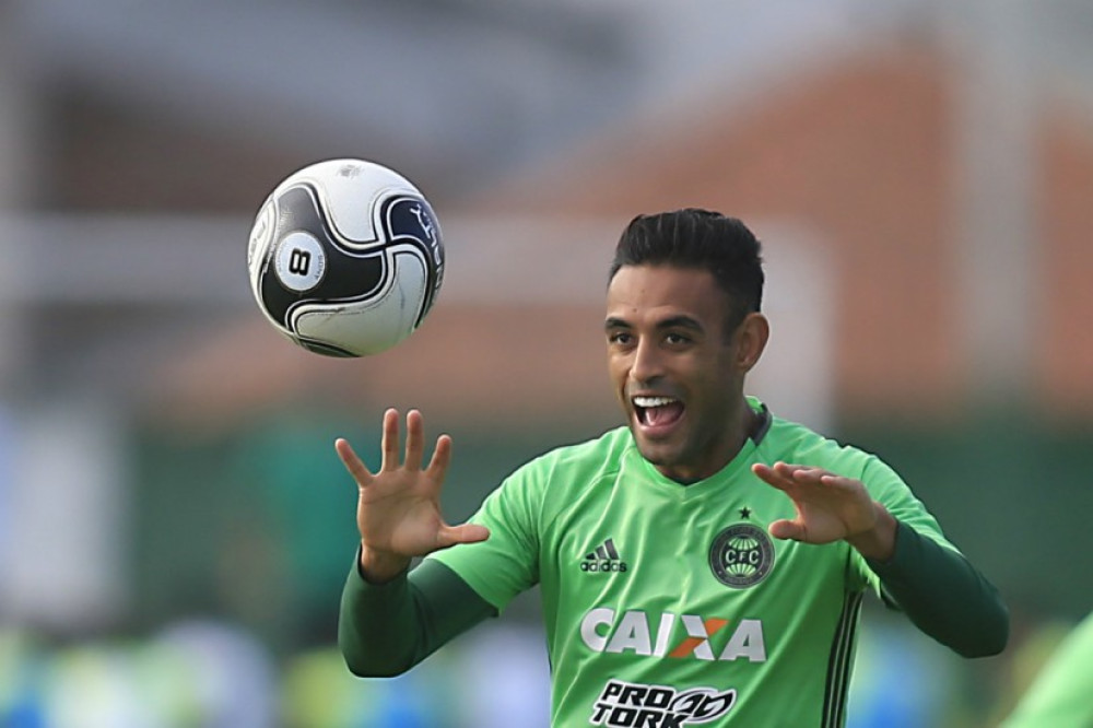 Werley pode estar de saída do Coritiba