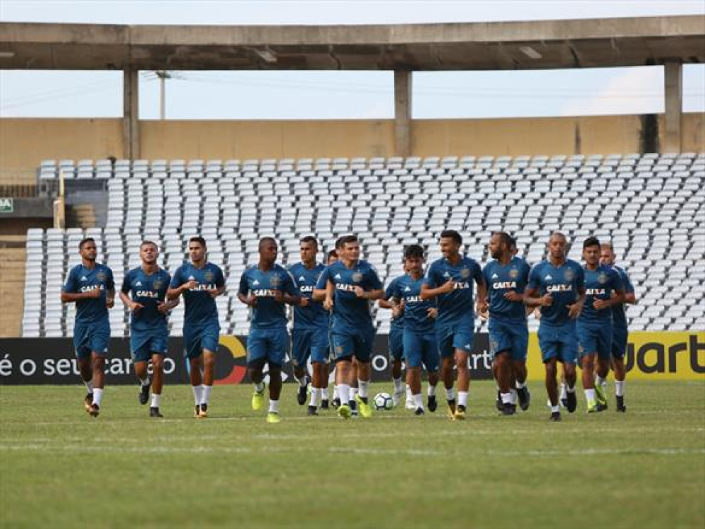 Coxa pronto para a estreia