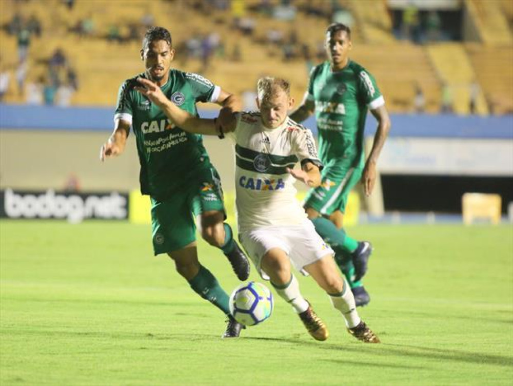 Coxa é derrotado em Goiânia