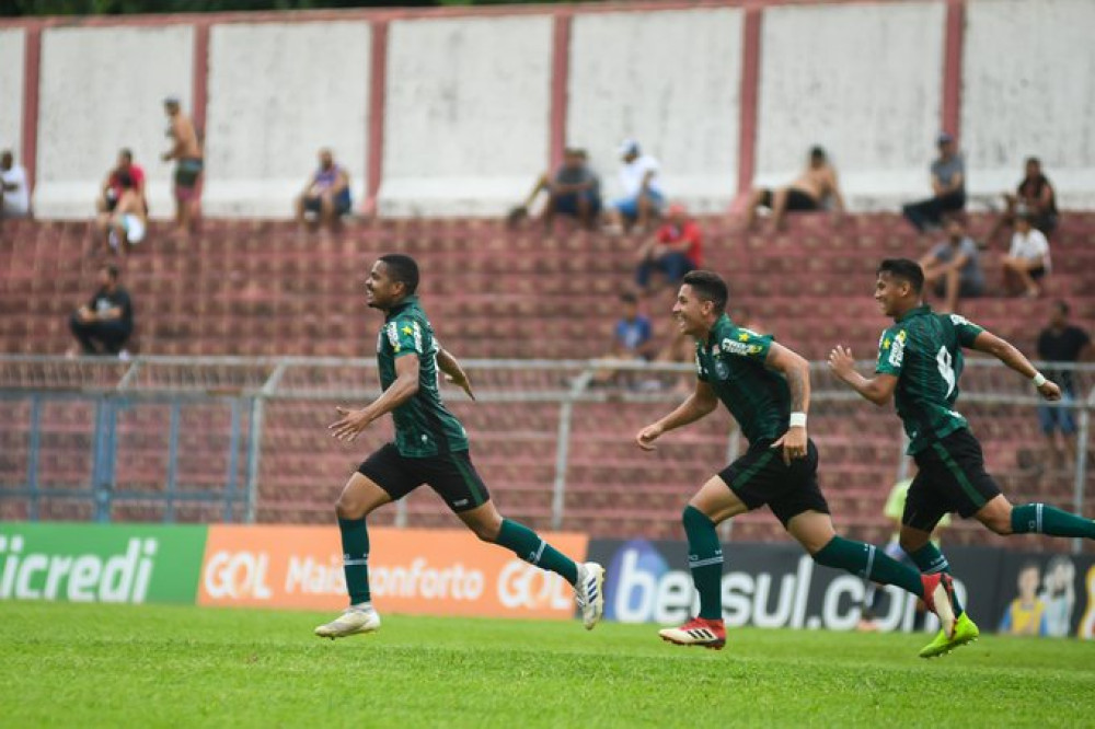 Coritiba nas oitavas da Copa São Paulo