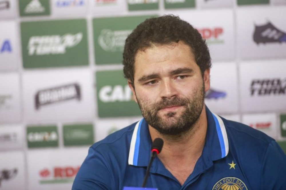 Gestão Samir Namur é marcada pelo baixo aproveitamento dentro de campo