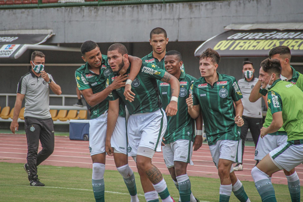 Coritiba enfrenta o Inter por vaga na final