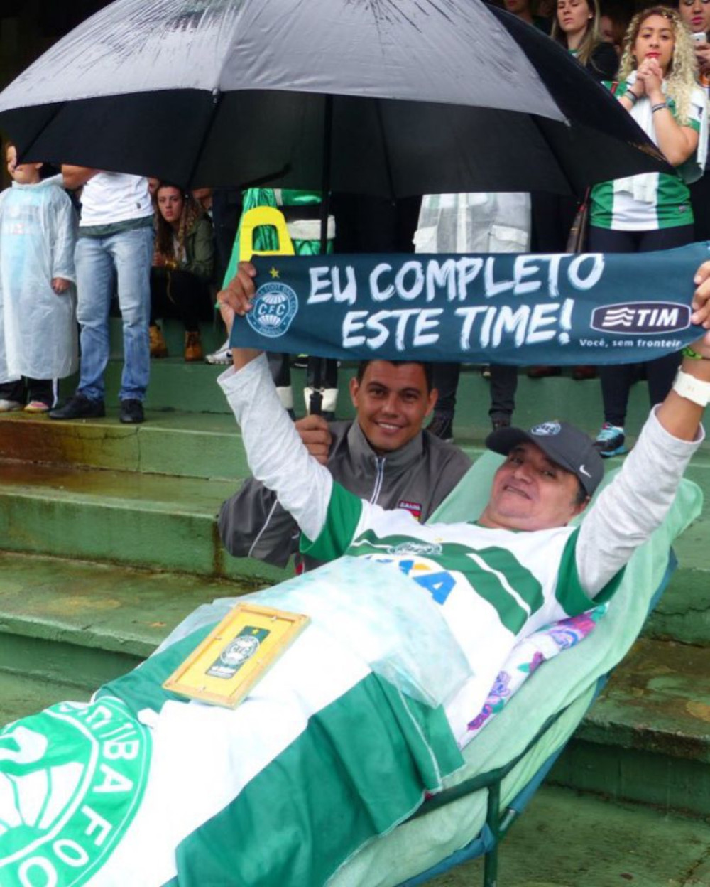 Torcedor símbolo busca reconhecimento internacional