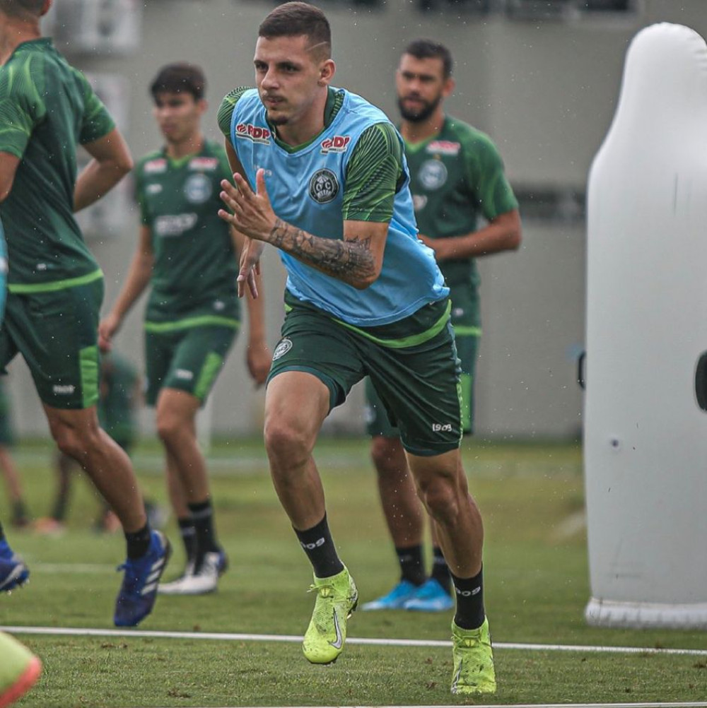 Ângelo de volta aos treinos