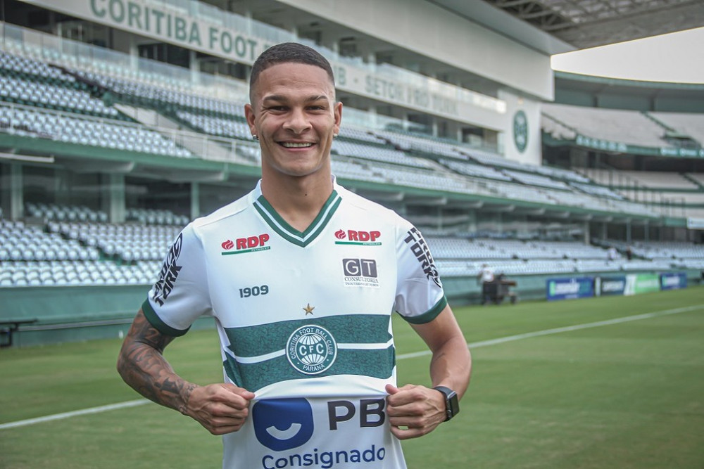 Igor pode estar de saída do Coritiba