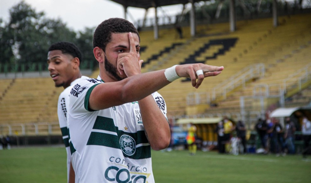 Luizão chega a um acordo com o Coritiba