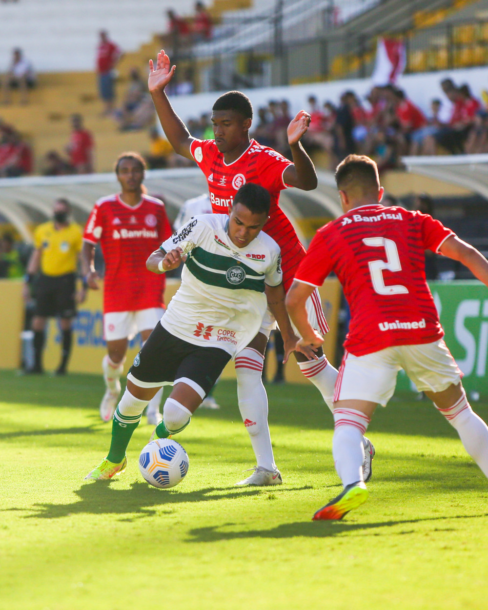 Coxa perde para o Inter na decisão da Supercopa