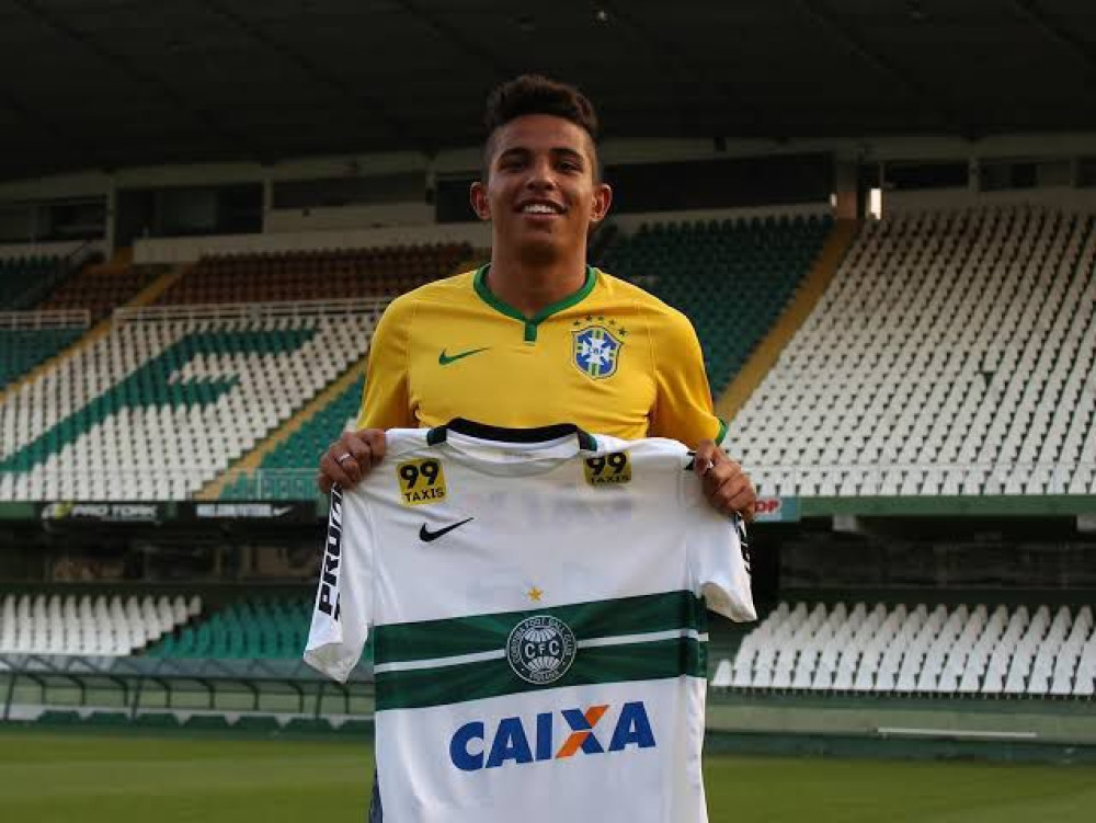 Dodô vai treinar no Coritiba