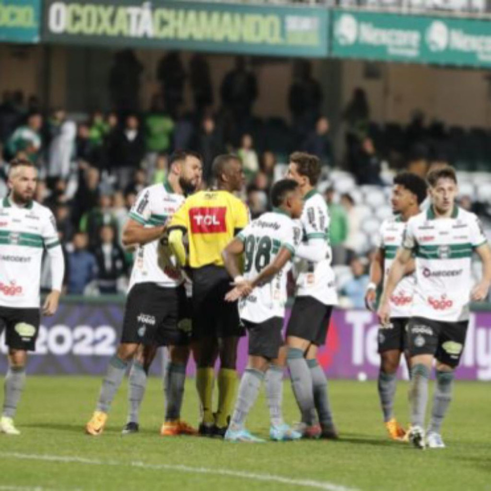 Coritiba formaliza protesto na CBF