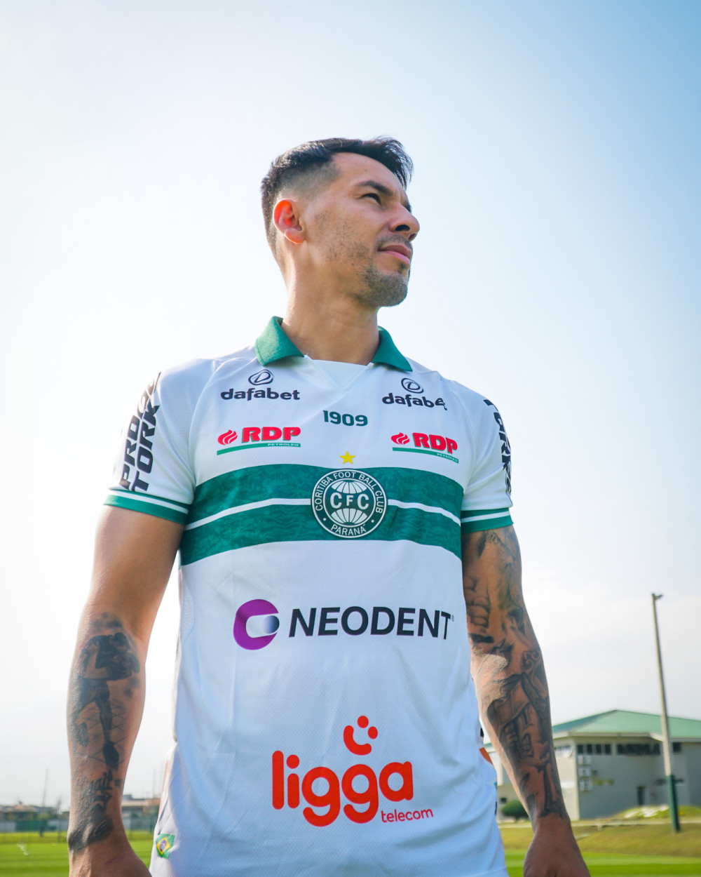 Saiba mais sobre Hernán Perez