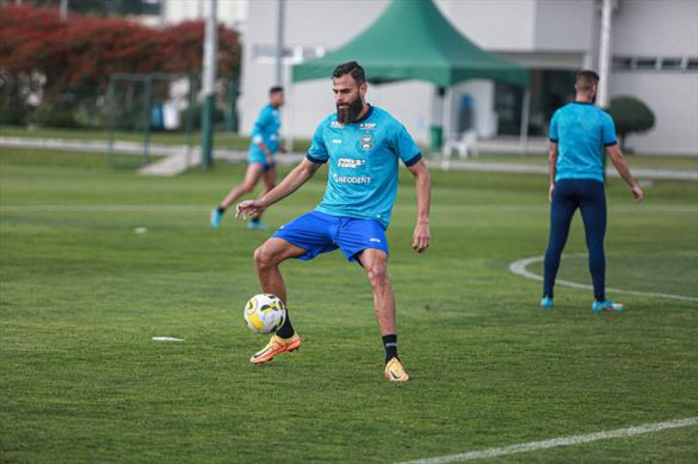 Coritiba deve ter várias novidades contra o Avaí