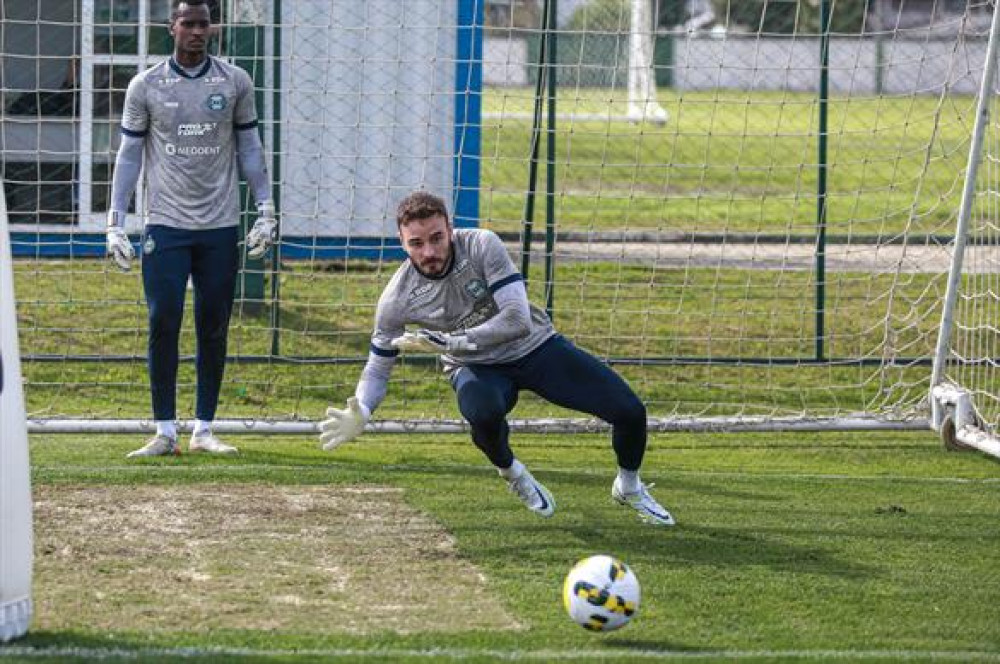Gabriel Vasconcelos é relacionado para jogo contra o Avaí