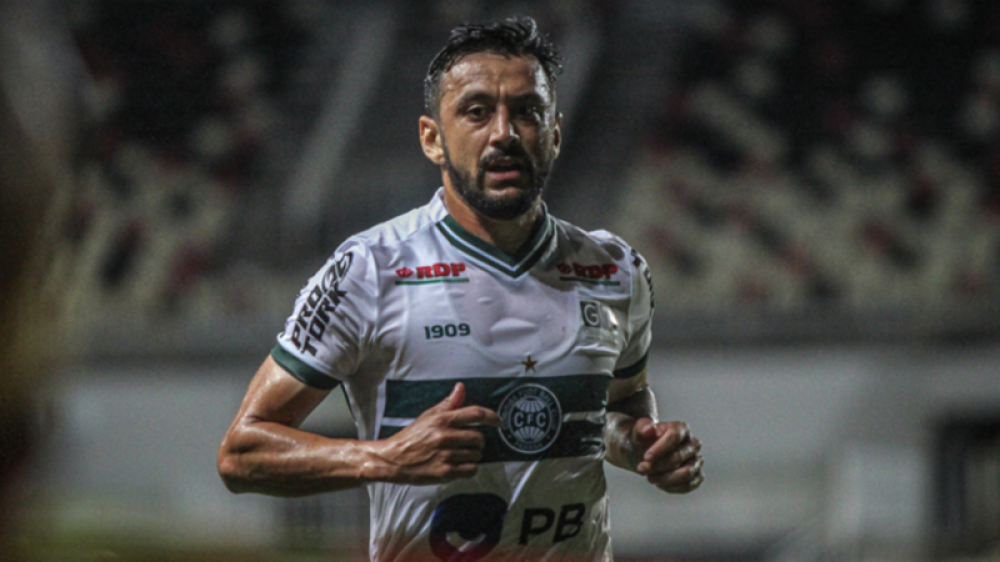 Coxa tem desfalques para duelo contra o Corinthians