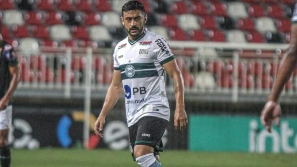 Robinho não permanecerá no Coritiba para a próxima temporada
