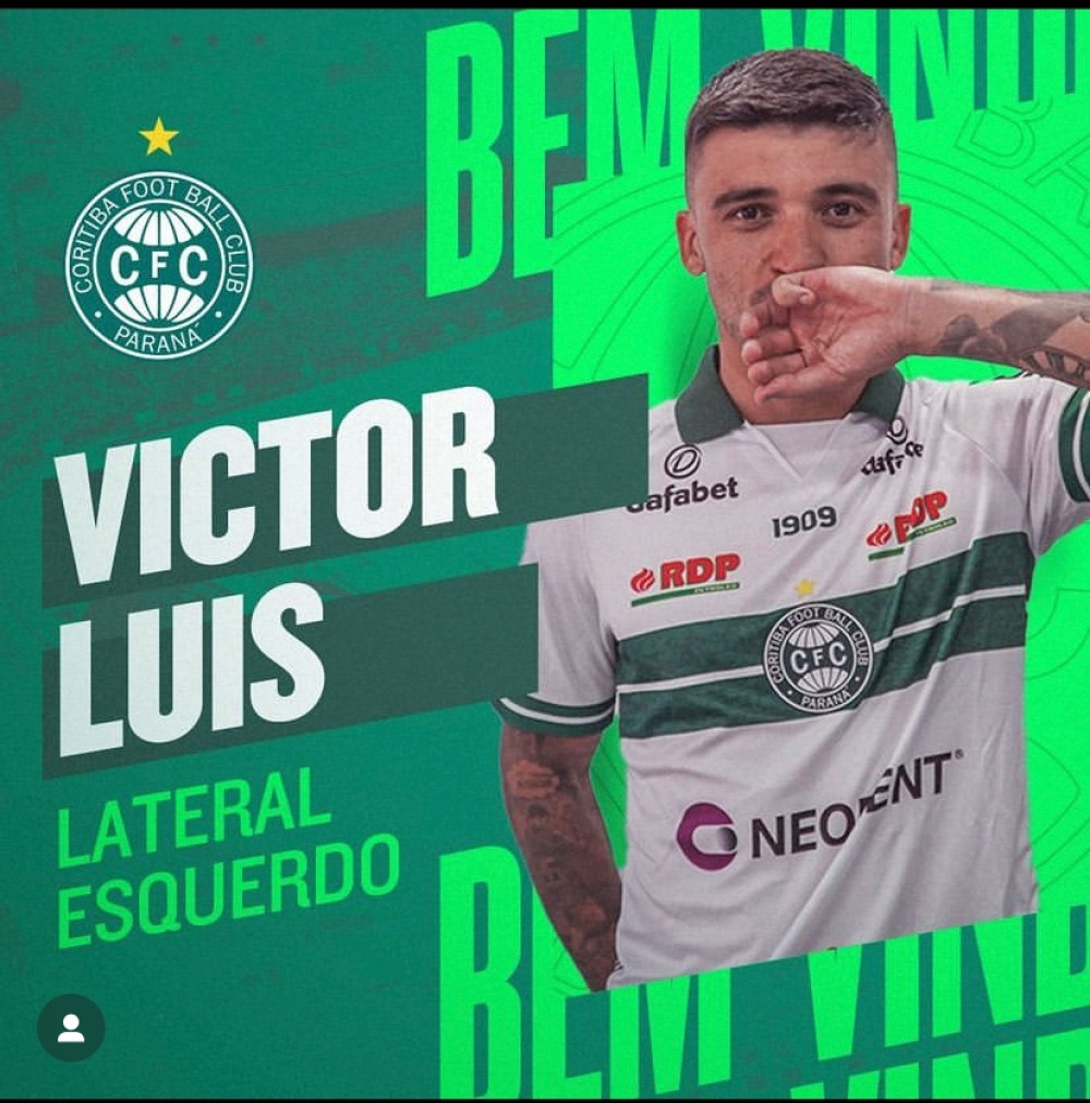 Coritiba apresenta o lateral Victor Luis