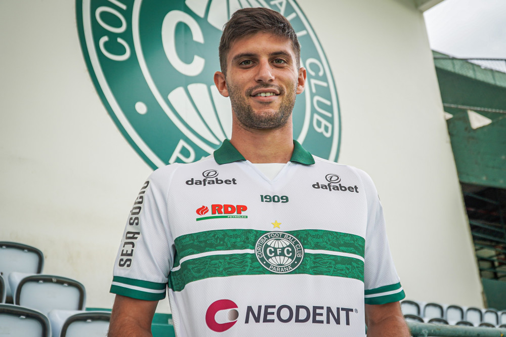 Kuscevic é o mais novo zagueiro do Coritiba