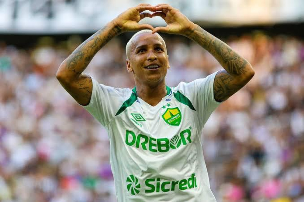 Deyverson pode estar a caminho do Coritiba