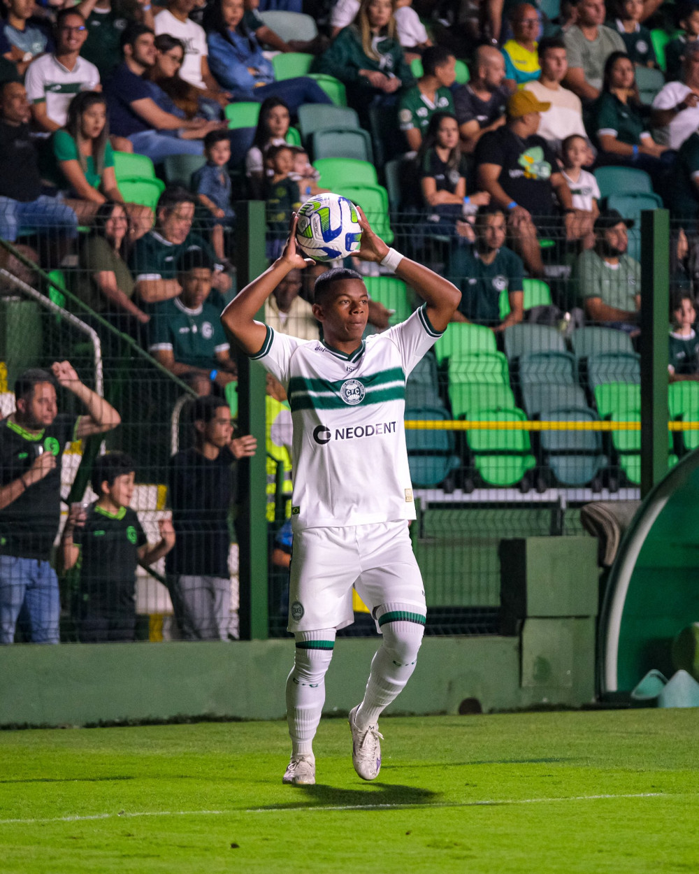 Sem Natanael e Hayner, Diogo Batista deve voltar ao time titular contra o Grêmio