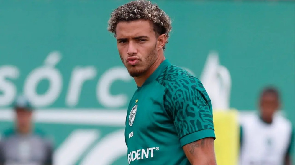 Coxa pode ter retornos para o jogo contra o Cianorte