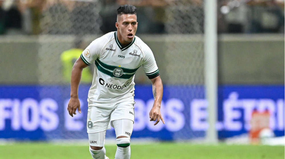 Coritiba recebe o líder América no Couto