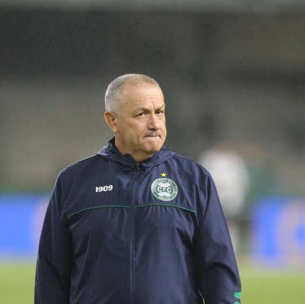 James Freitas deixa o Coritiba