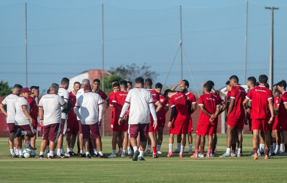 CRB ainda luta contra o rebaixamento!