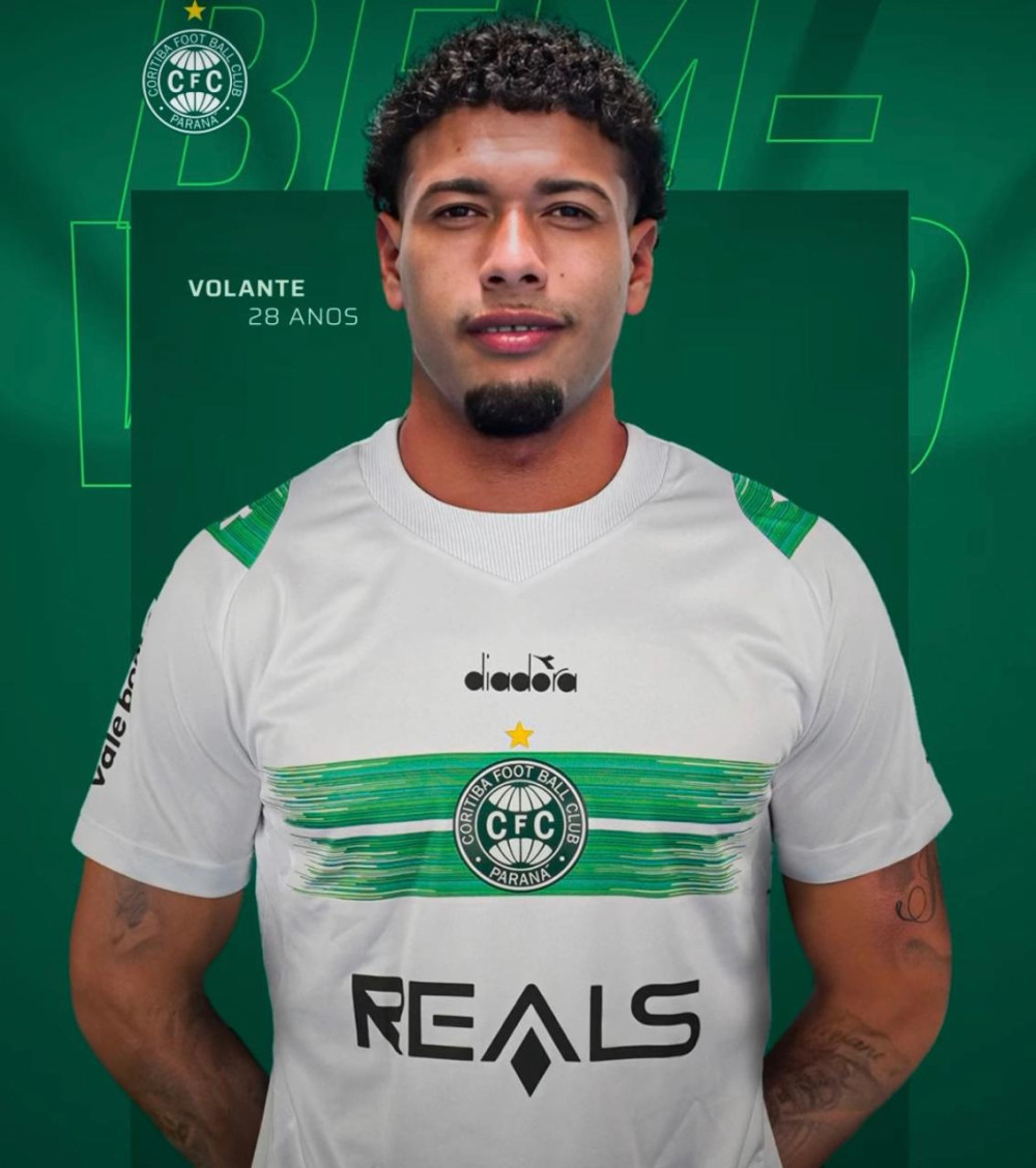 Coritiba anuncia a contratação de Filipe Machado