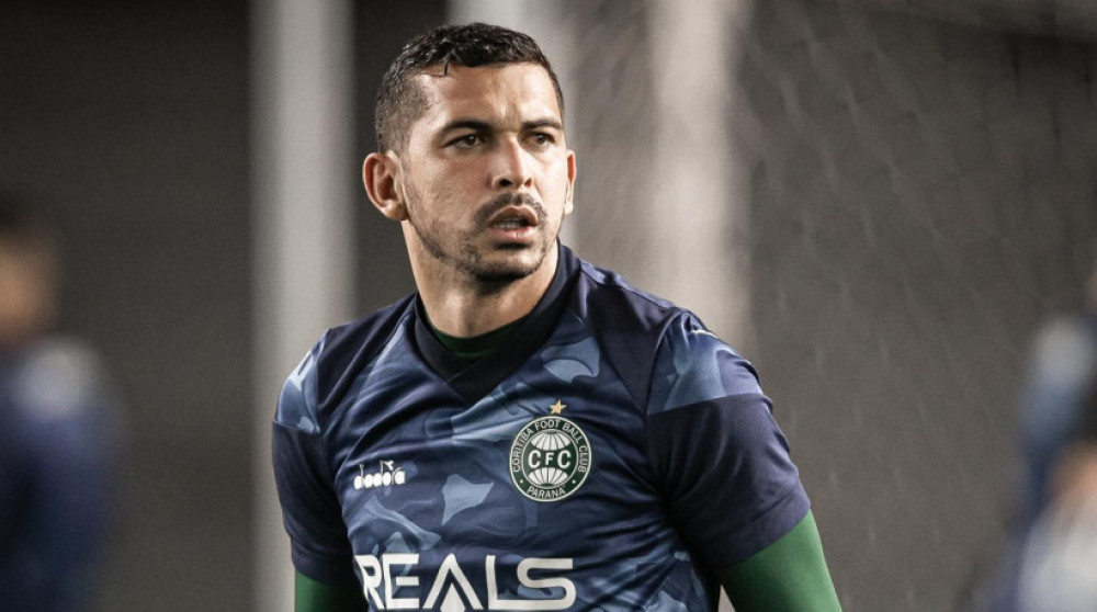 Bruno Melo está fora do Paranaense