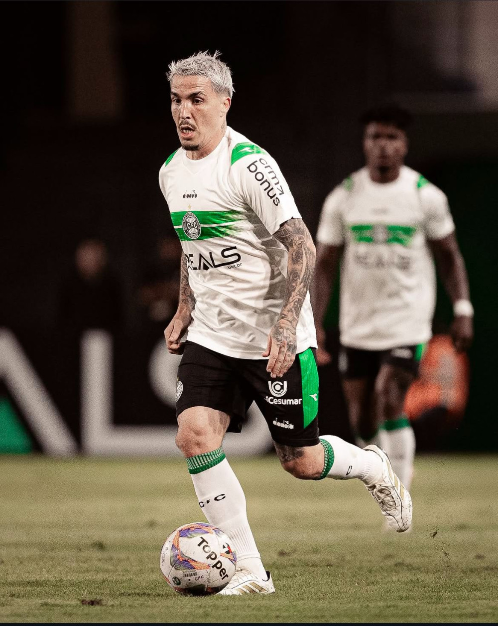 Coritiba consegue efeito suspensivo e atletas são liberados para jogo contra o Operário