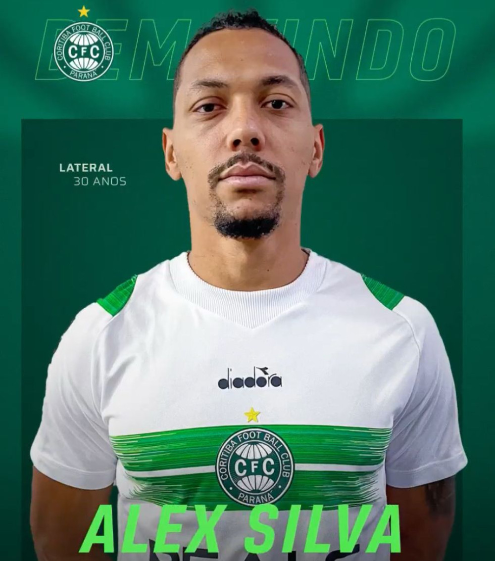 Coritiba anuncia a contratação do lateral Alex Silva