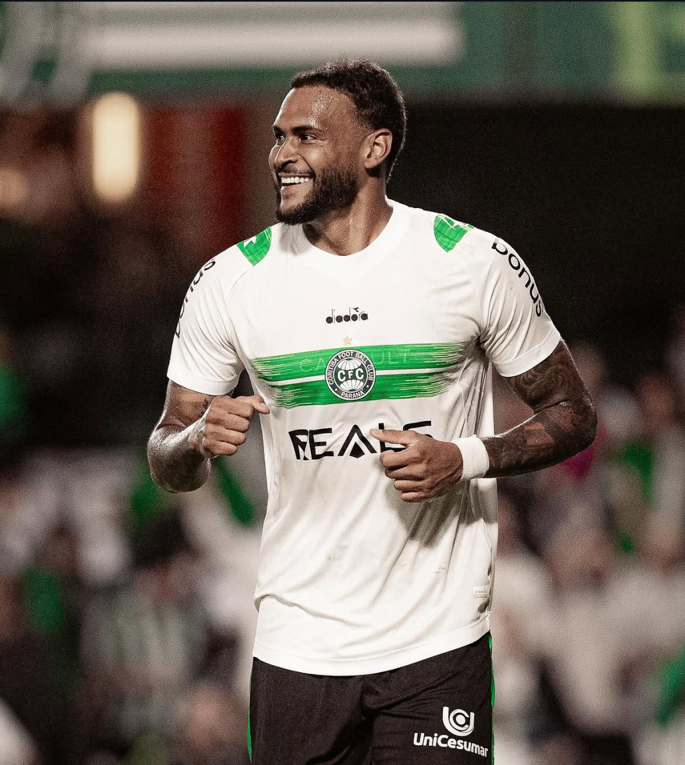 Júnior Brumado se despede do Coritiba