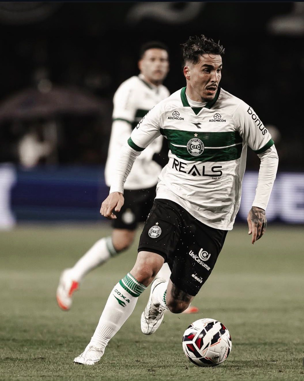 Coritiba terá o reforço do meia Josué para o jogo contra o América/MG