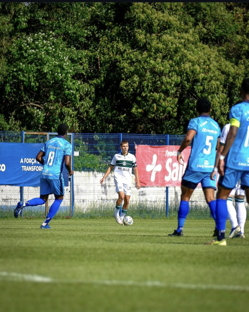 Coritiba empata com Azuriz pela Taça FPF