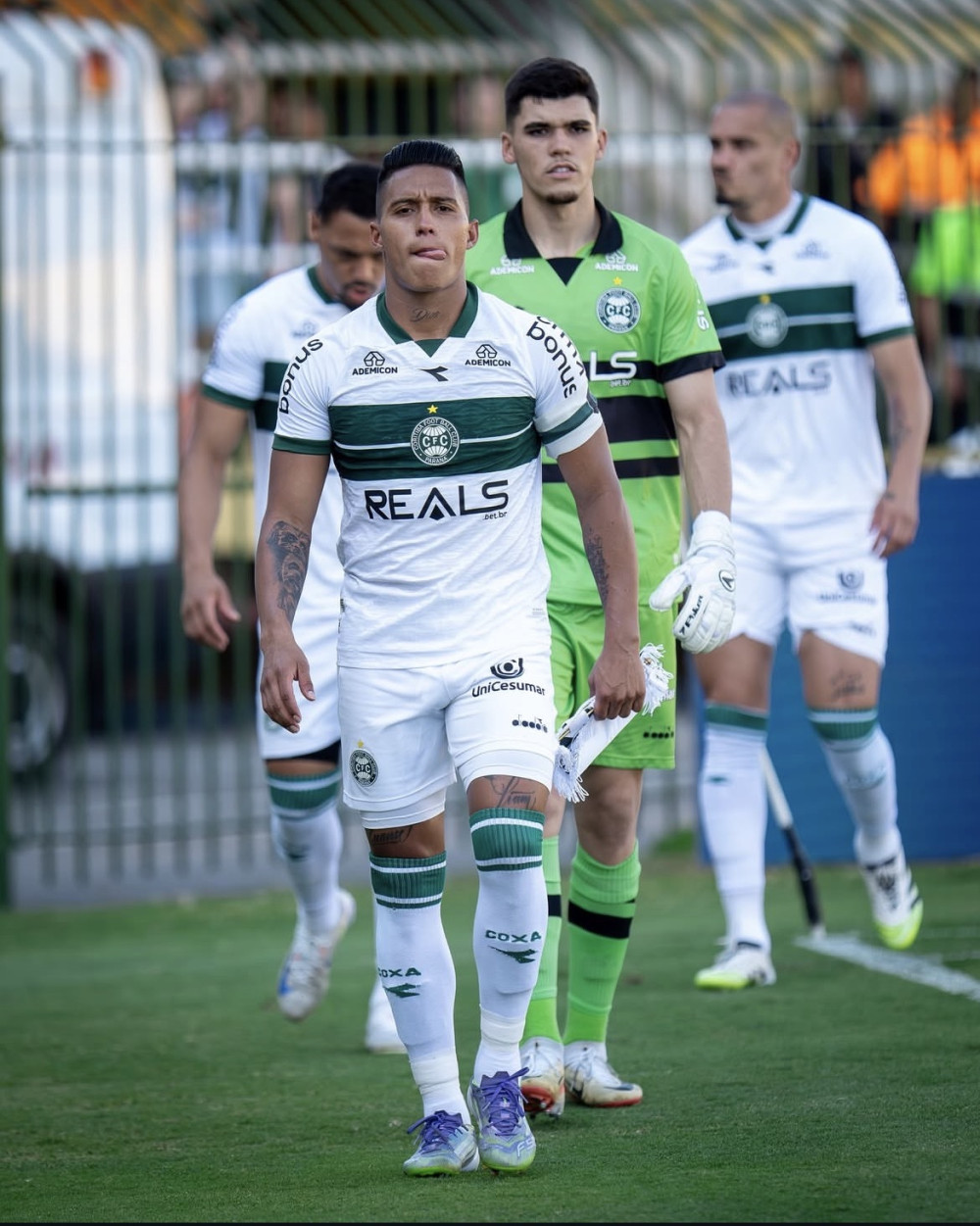 Coritiba a uma vitória do título da Série B