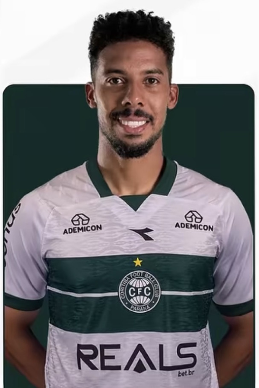 Coritiba anuncia volante para reforçar a equipe em 2026