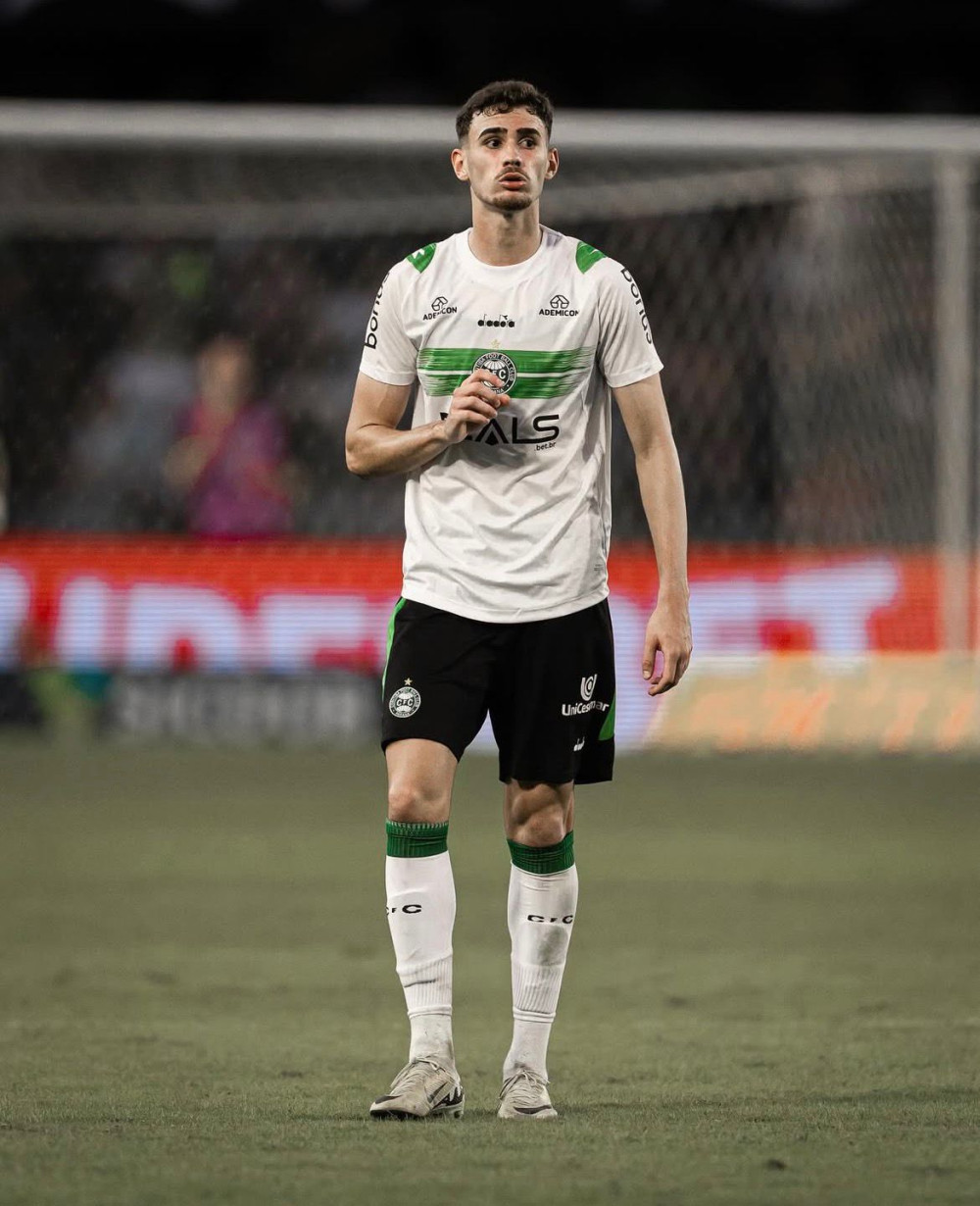 Coritiba empresta Guilherme Aquino ao Avaí para a temporada 2026