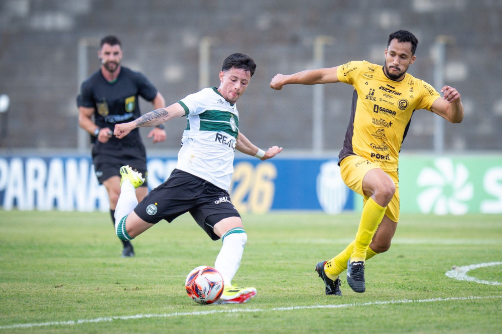 Com gol de Jacy, Coritiba empata com o FC Cascavel