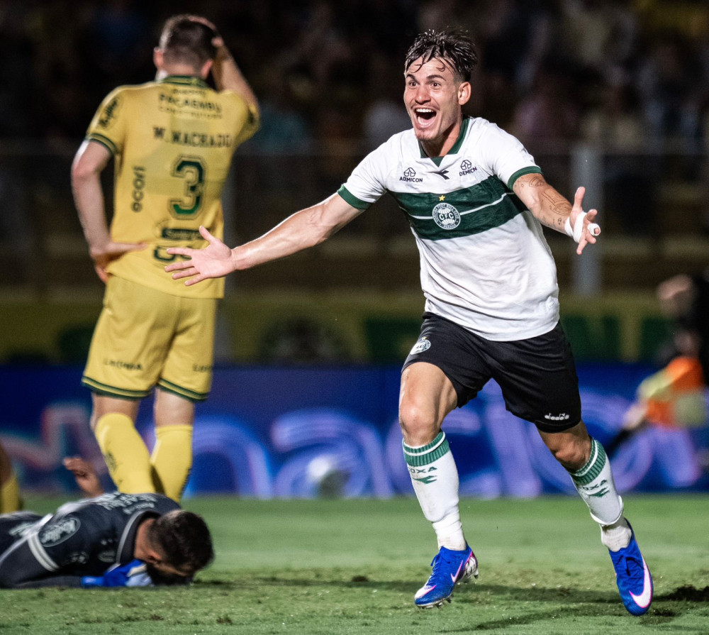 Coritiba derruba invencibilidade do Mirassol em casa e embala no Brasileirão
