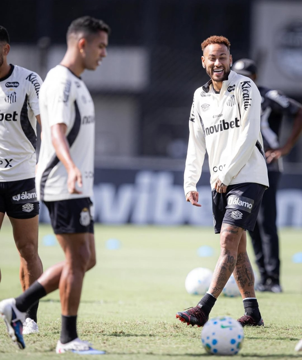 Buscando confirmar o bom momento, Santos reencontra o Coritiba!