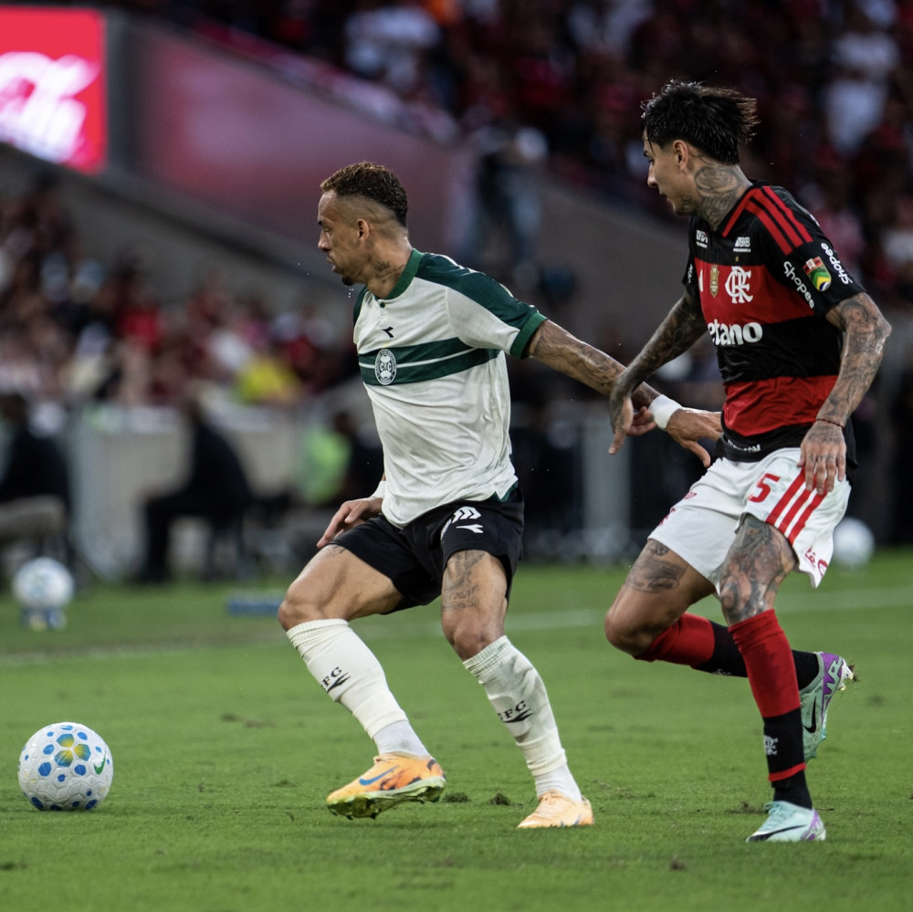 Coritiba é derrotado pelo Flamengo no Maracanã 