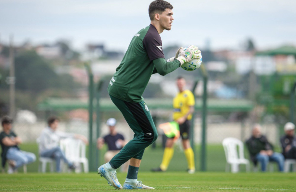 Coritiba vence Chapecoense em jogo-treino