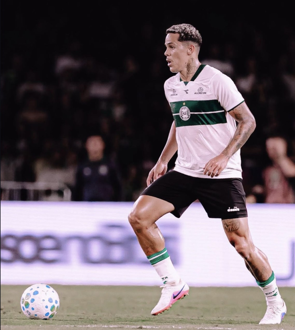 Wallisson deixa o Coritiba e acerta com o Mirassol