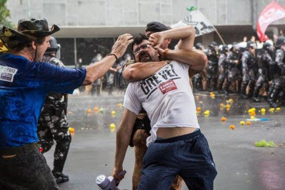De mestres a criminosos!