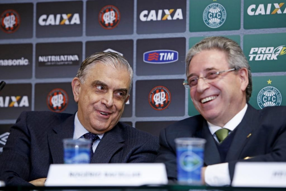 Politicamente Incorreto x Casamento com Vermelhos