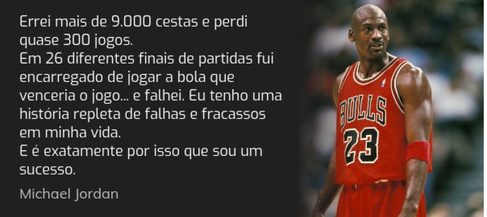 A mesma mão que aplaude é a que joga pedra