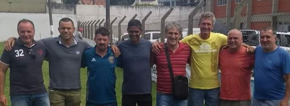 Coritiba larga com vantagem na Final