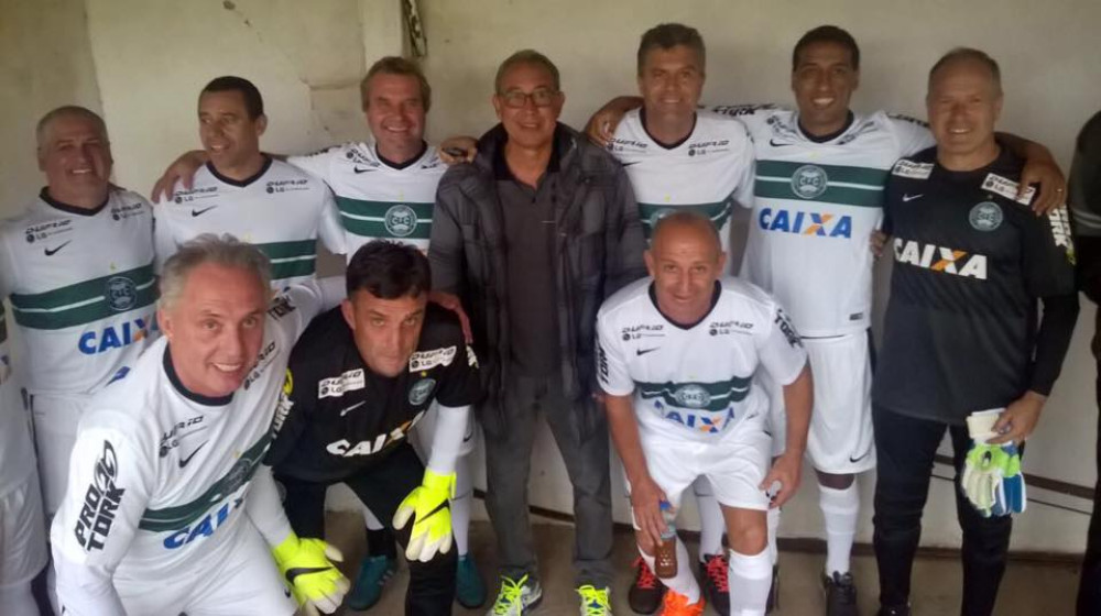 Não dá pra tomar 2 gols todo jogo
