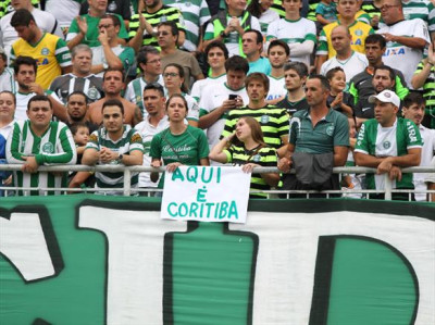 Coxa recupera 2 mil sócios com campanha