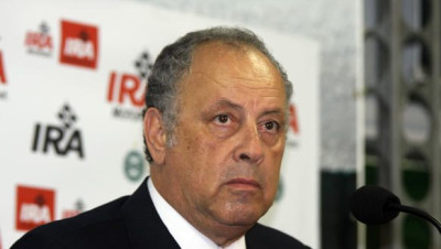 Pedroso diz que "é difícil ser vidraça" 