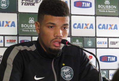 Juninho pode ir embora